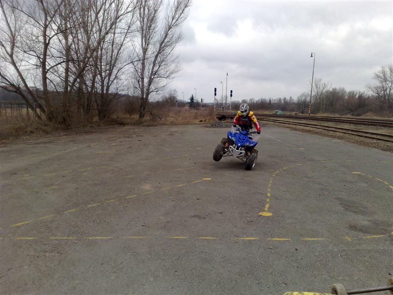 22032009308 (Medium).jpg