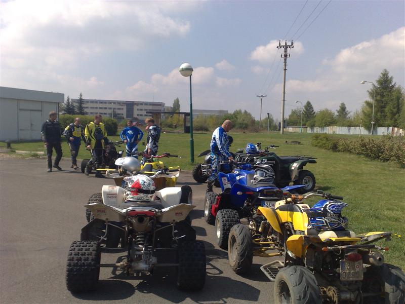 19042009479 (Medium).jpg